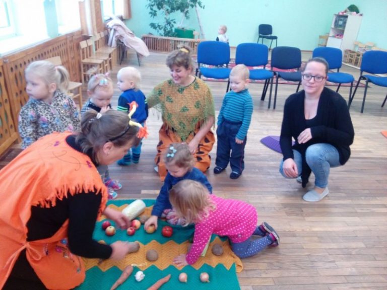 "Nykštukų" grupės rudenėlio šventė